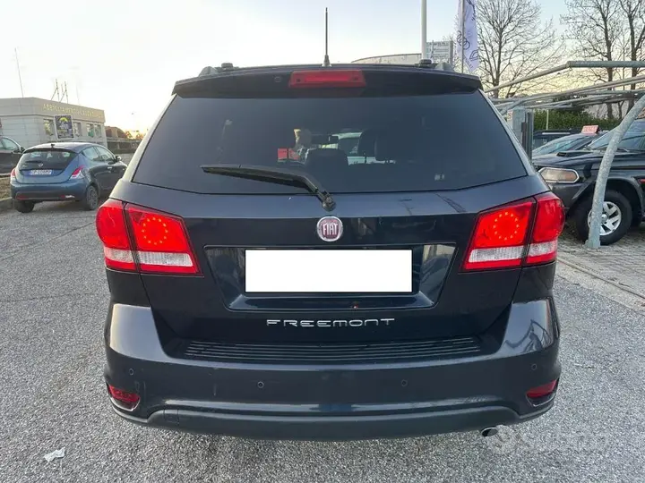 Fiat Freemont 2012 photo 4