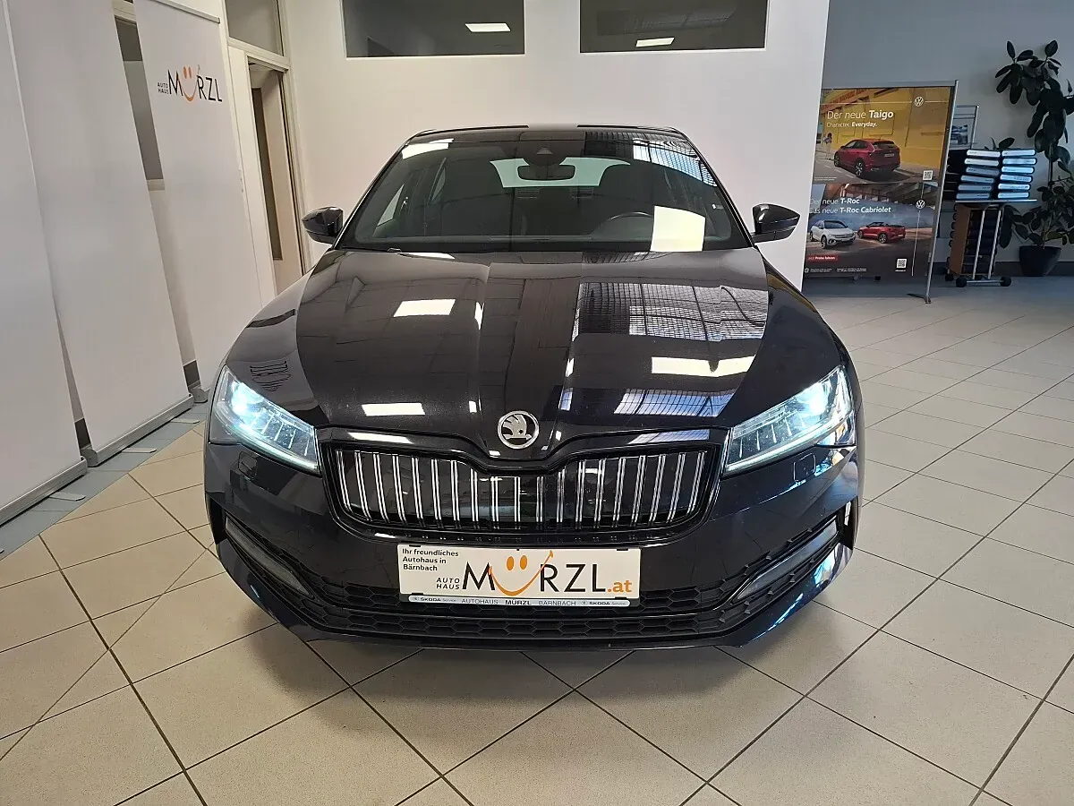 Skoda Superb 2020 photo 2