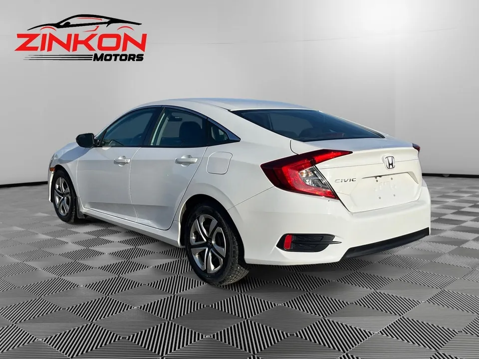 Honda Civic 2018 photo 3