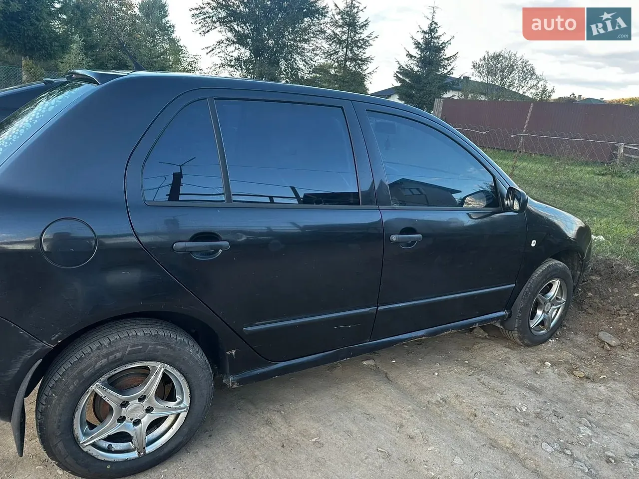Skoda Fabia 2005 photo 2