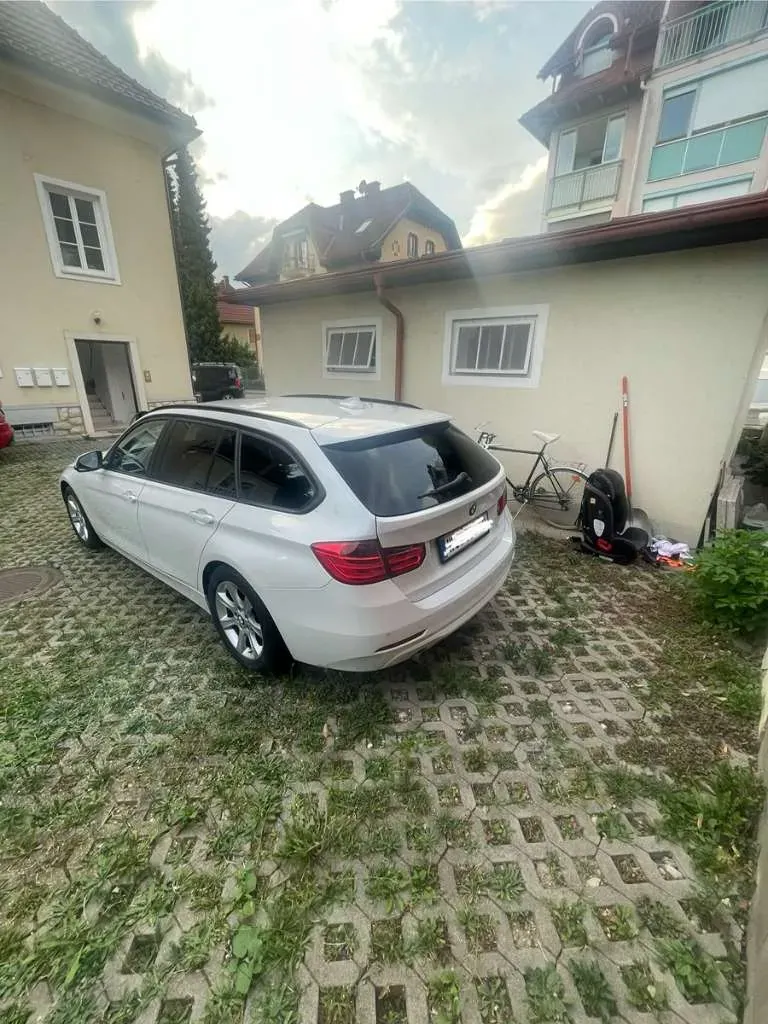 BMW 3 Series 2015 photo 2