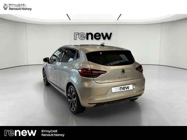Renault Clio 2022 photo 3
