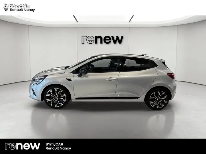 Renault Clio 2022 photo 2