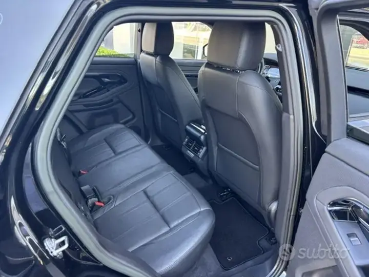 Land Rover Evoque 2022 photo 5