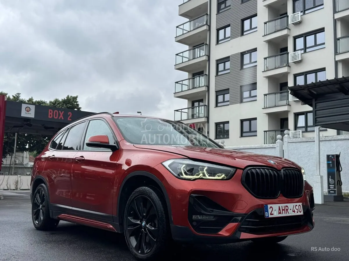 BMW X1