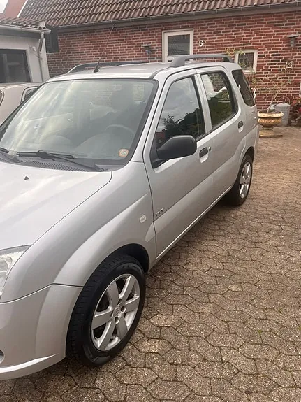 Suzuki Ignis 2007 photo 2