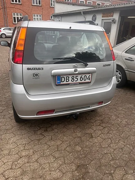 Suzuki Ignis 2007 photo 4