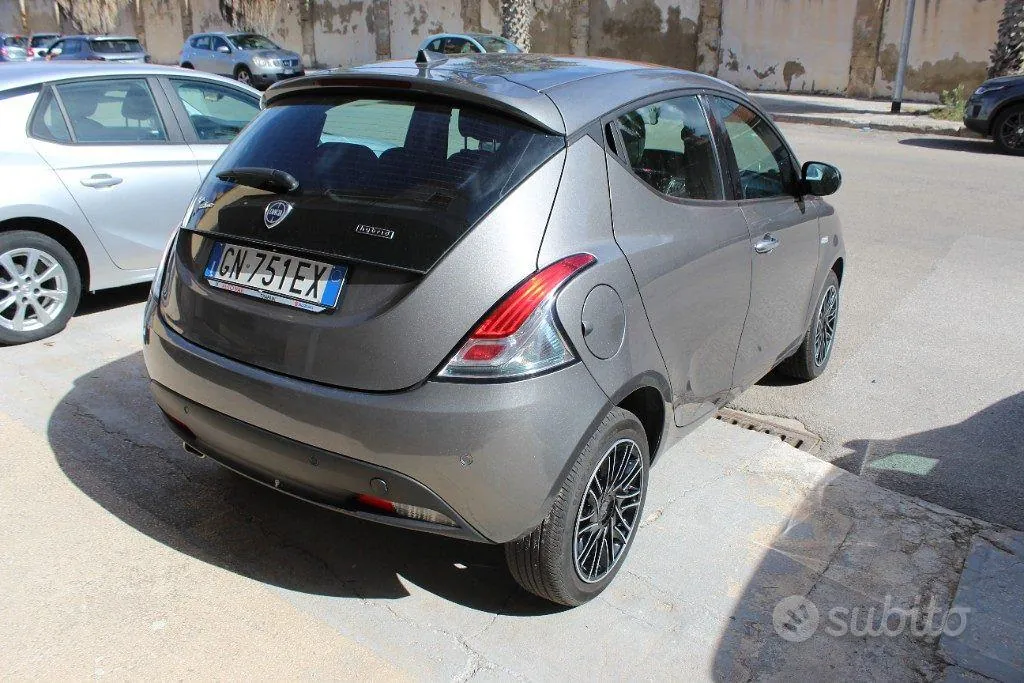 Lancia Ypsilon 2023 photo 4