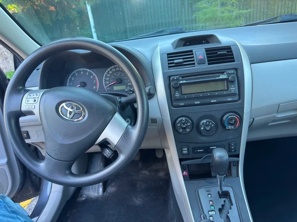 Toyota Corolla 2013 photo 5