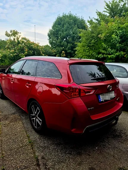 Toyota Auris 2016 photo 3