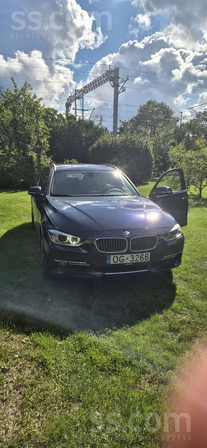 BMW 320