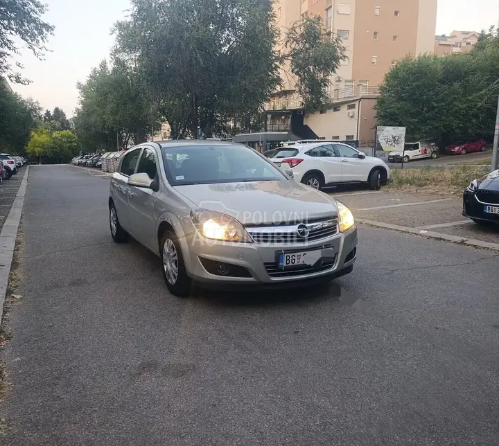 Opel Astra H