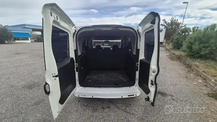 Fiat Doblò 2014 photo 4