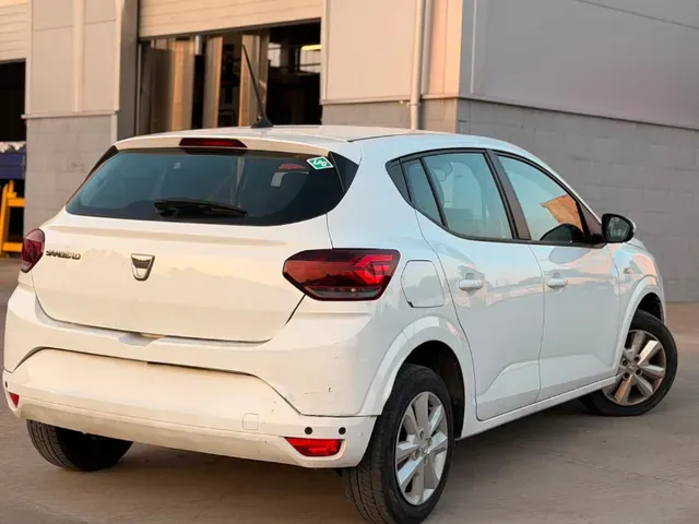 Dacia Sandero 2022 photo 3
