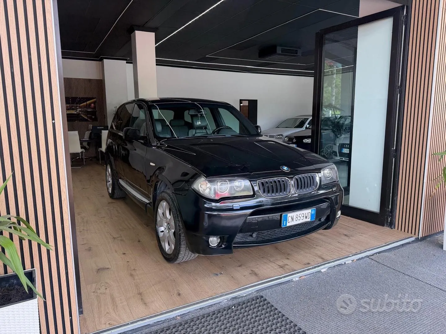 BMW X3 2004 photo 2