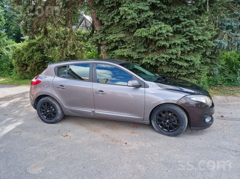 Renault Megane 2012 photo 4