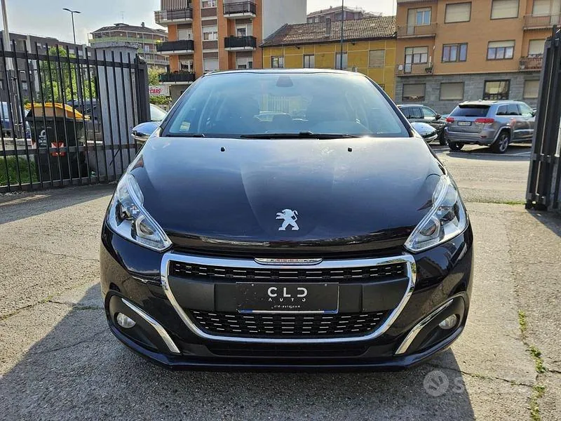 Peugeot 208 2016 photo 2