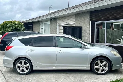 Toyota Caldina