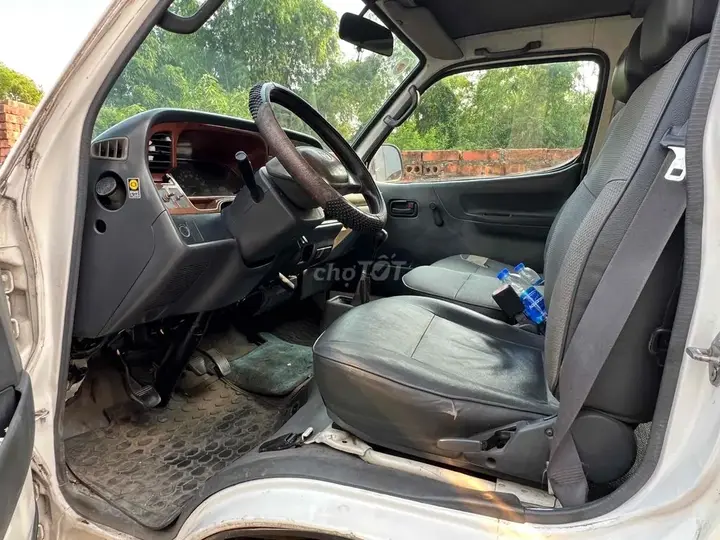 Toyota Hiace 2004 photo 5
