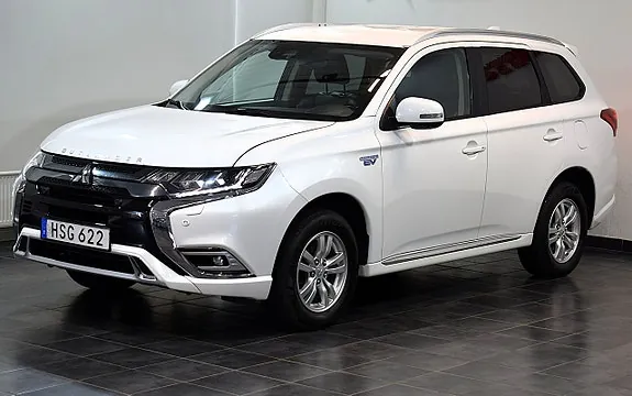 Mitsubishi Outlander 2019 photo 2