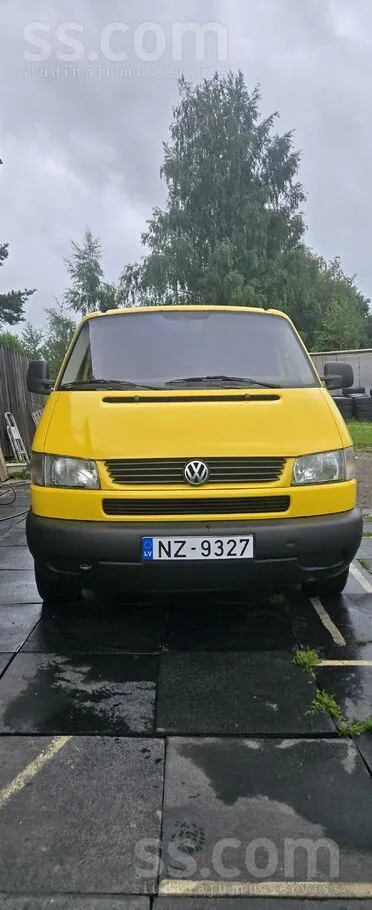 Volkswagen T4 2002 photo 2