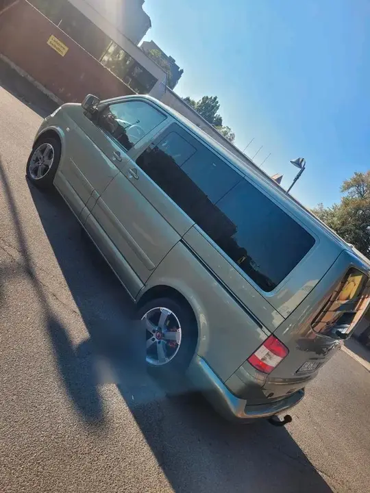 Volkswagen Multivan