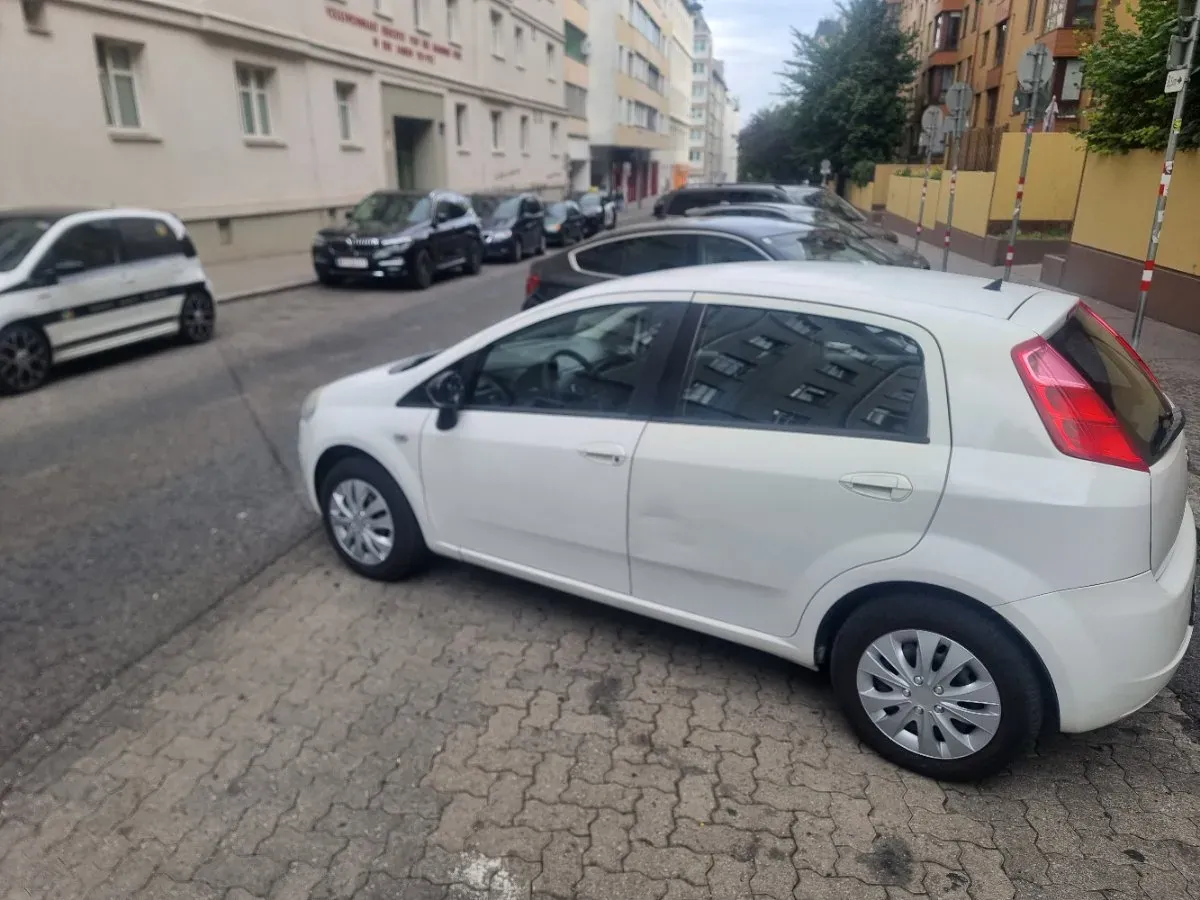 Fiat Punto 2007 photo 3