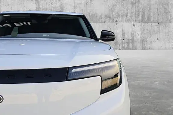 Ford Explorer 2025 photo 3