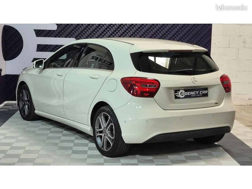 Mercedes-Benz A-Class 2017 photo 2