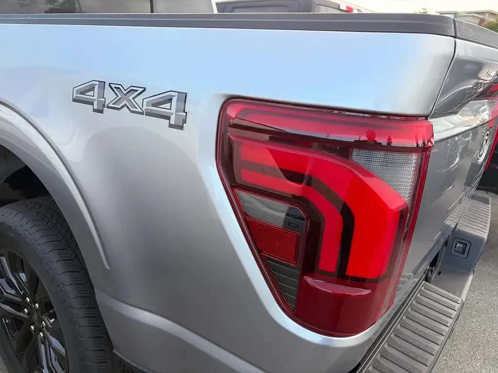 Ford F-150 2026 photo 4