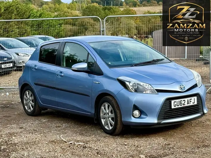 Toyota Yaris 2012 photo 3