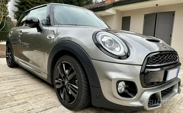 Mini Mini Cooper Sd 2018 photo 2