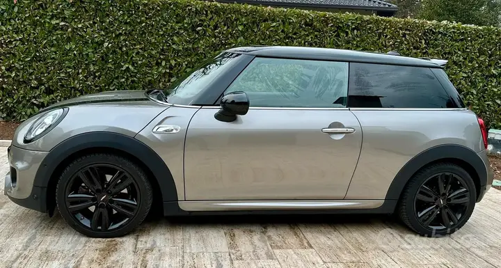 Mini Mini Cooper Sd 2018 photo 3