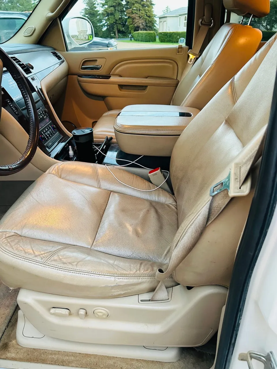 Cadillac Escalade 2011 photo 4
