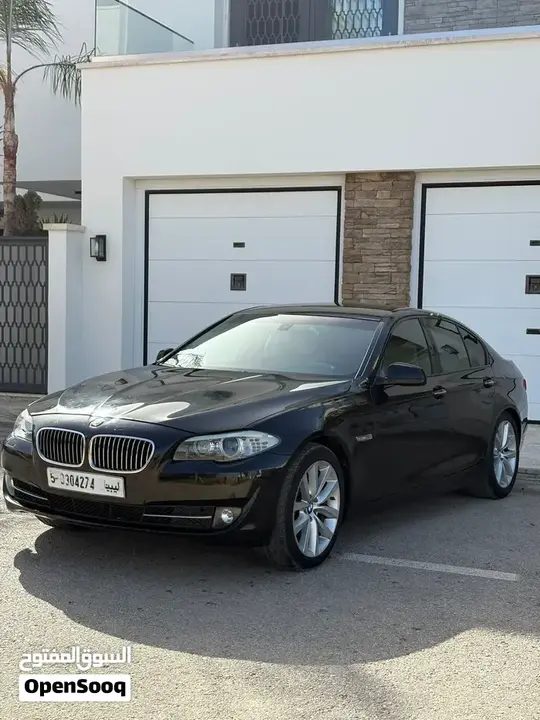 BMW 5 Series 2011 photo 4
