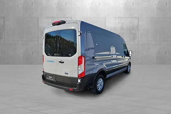 Ford Transit 2022 photo 5