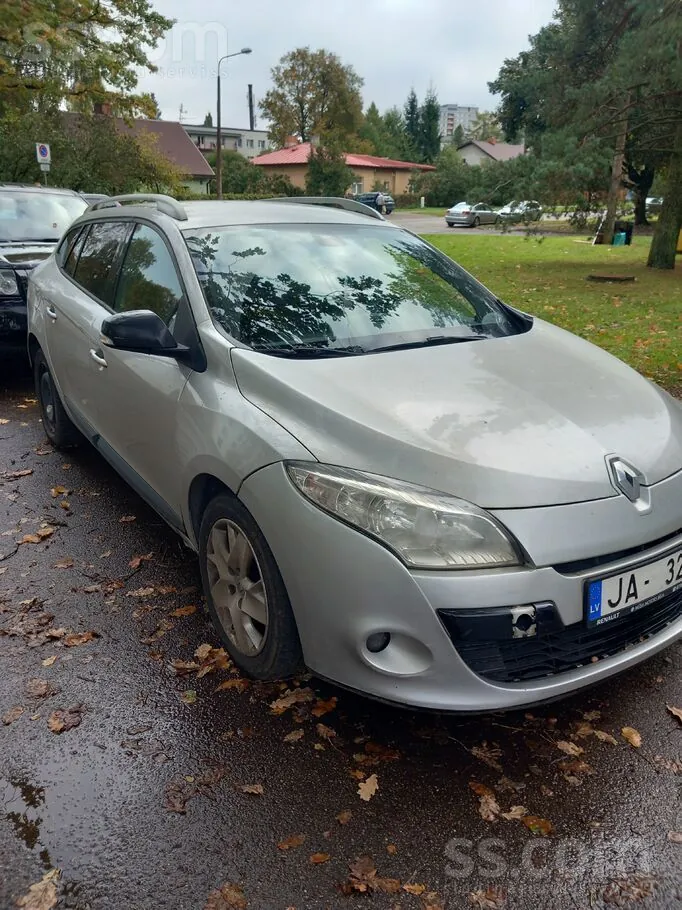 Renault Megane 2011 photo 4