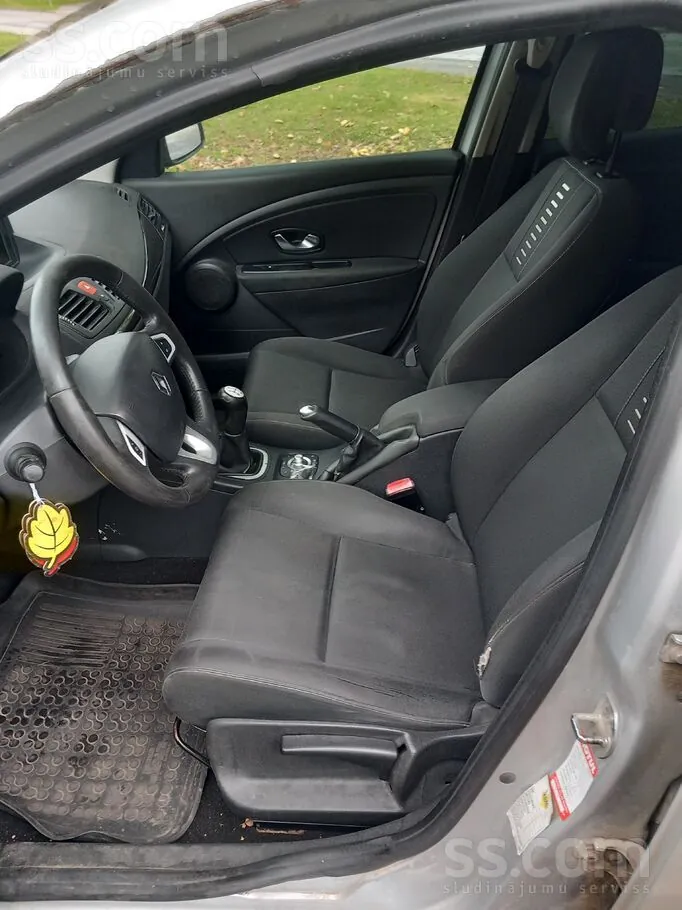 Renault Megane 2011 photo 3