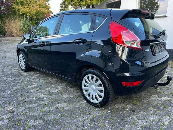 Ford Fiesta 2014 photo 3