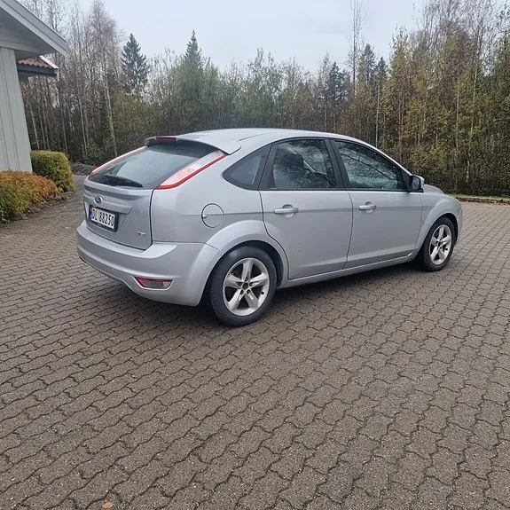 Ford Focus 2008 photo 4