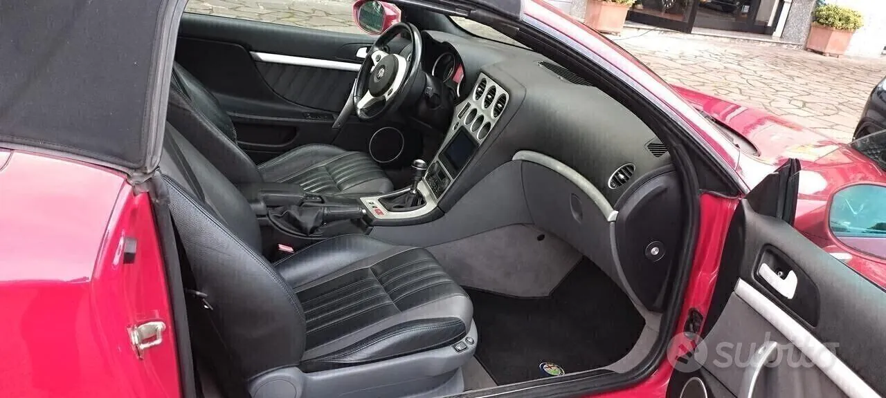Alfa Romeo Spider 2006 photo 4