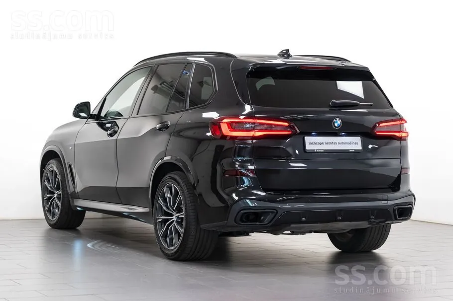 BMW X5 2021 photo 2