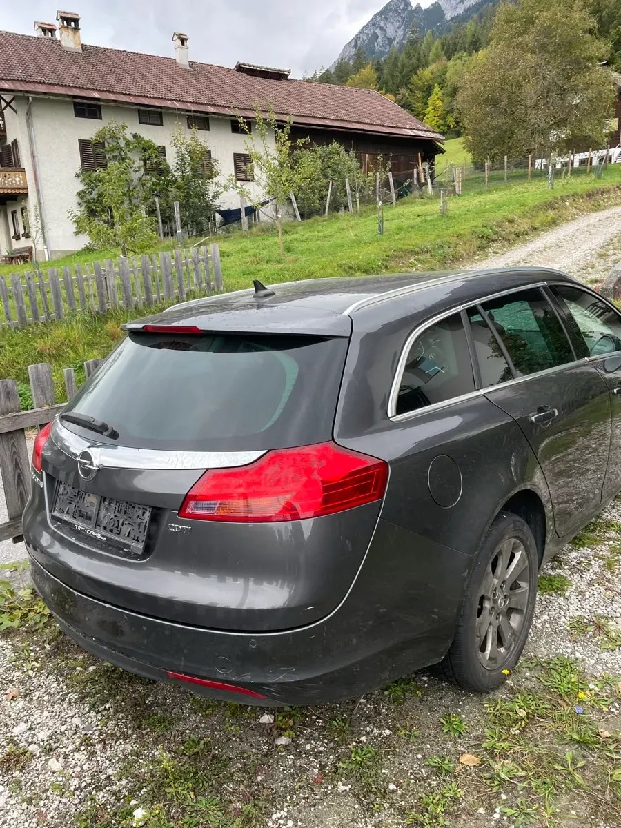 Opel Insignia 2012 photo 3