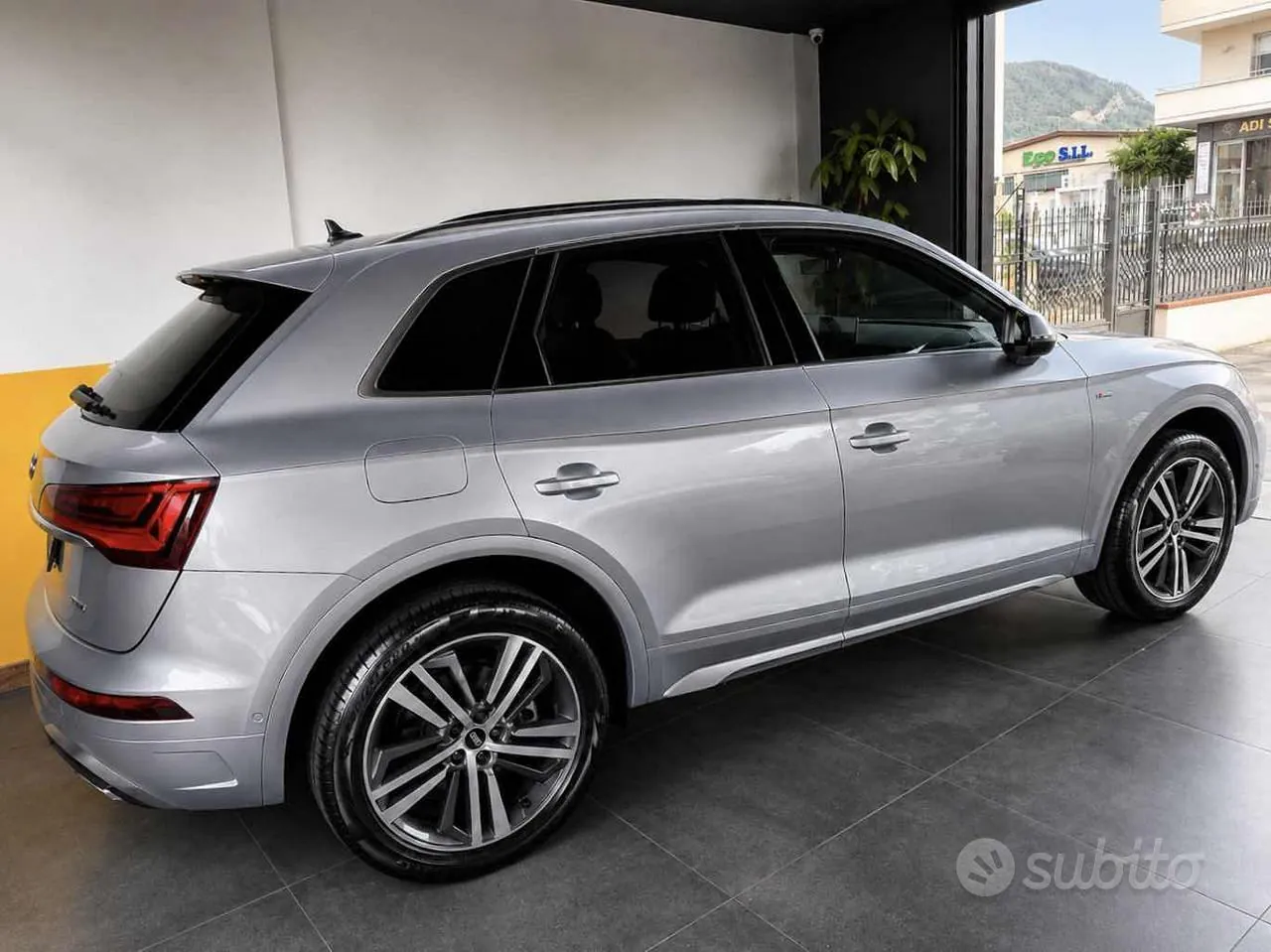 Audi Q5 2022 photo 2