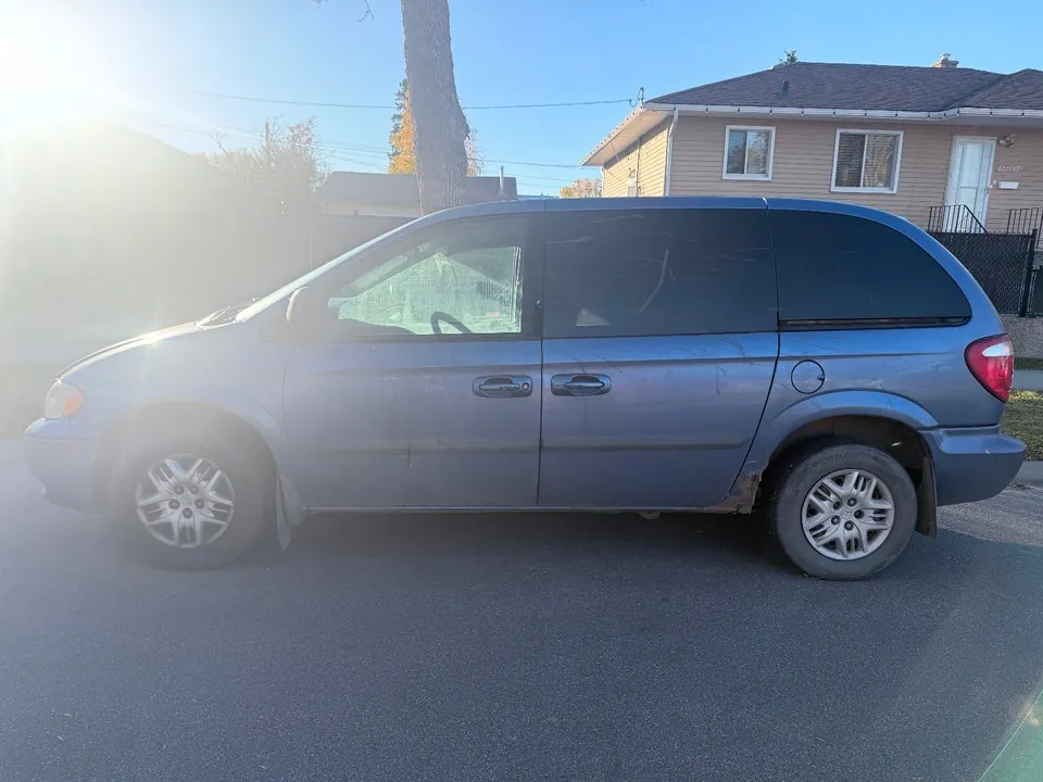 Dodge Caravan 2007 photo 3