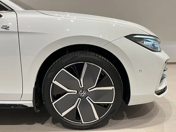 Volkswagen Passat 2027 photo 5