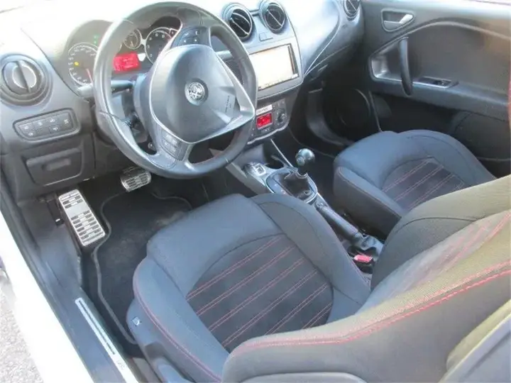 Alfa Romeo Mito 2019 photo 2