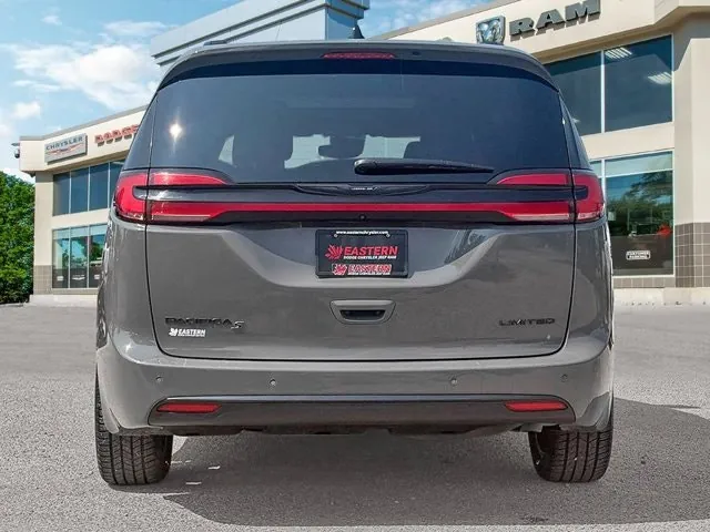 Chrysler Pacifica