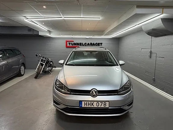 Volkswagen Golf I 2021 photo 2