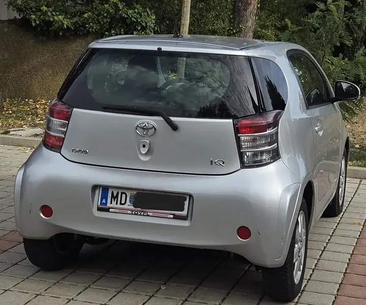 Toyota Iq